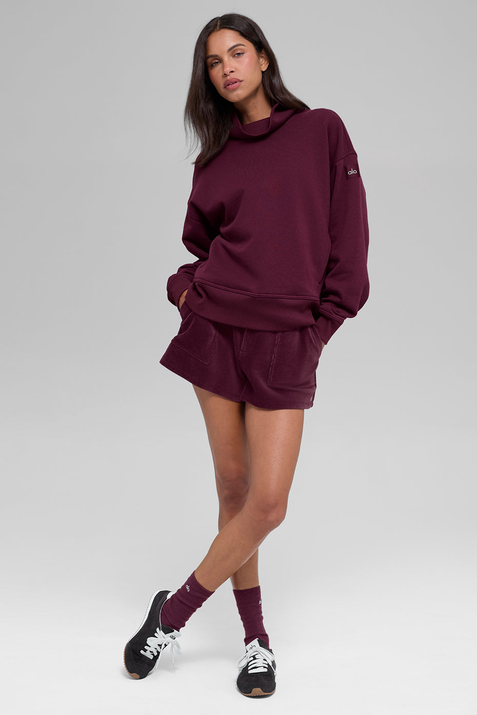 Hazy Mock Neck Pullover - Burgundy