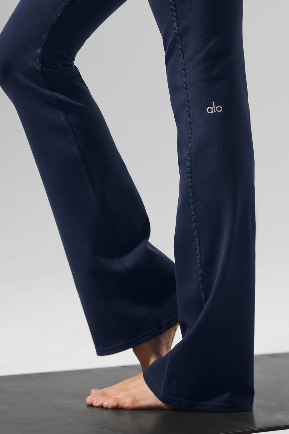 Airbrush High-Waist Bootcut Legging - Navy