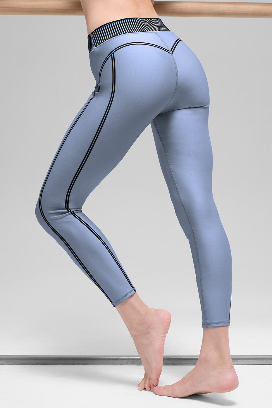 Airlift High-Waist 7/8 Line Up Legging - Winter Frost